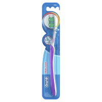 Fresh Clean Medium Toothbrush (1pk)