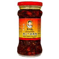 Kohlrabi Peanuts & Tofu In Chilli Oil (280g)
