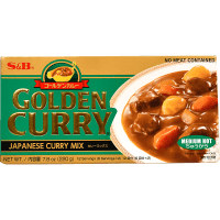 Golden Curry Japanese Roux Medium Hot (220g)