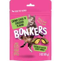 Crunchy & Soft Catnip Chick 'N' Cheddar Flavoured Cat Treats (85g)